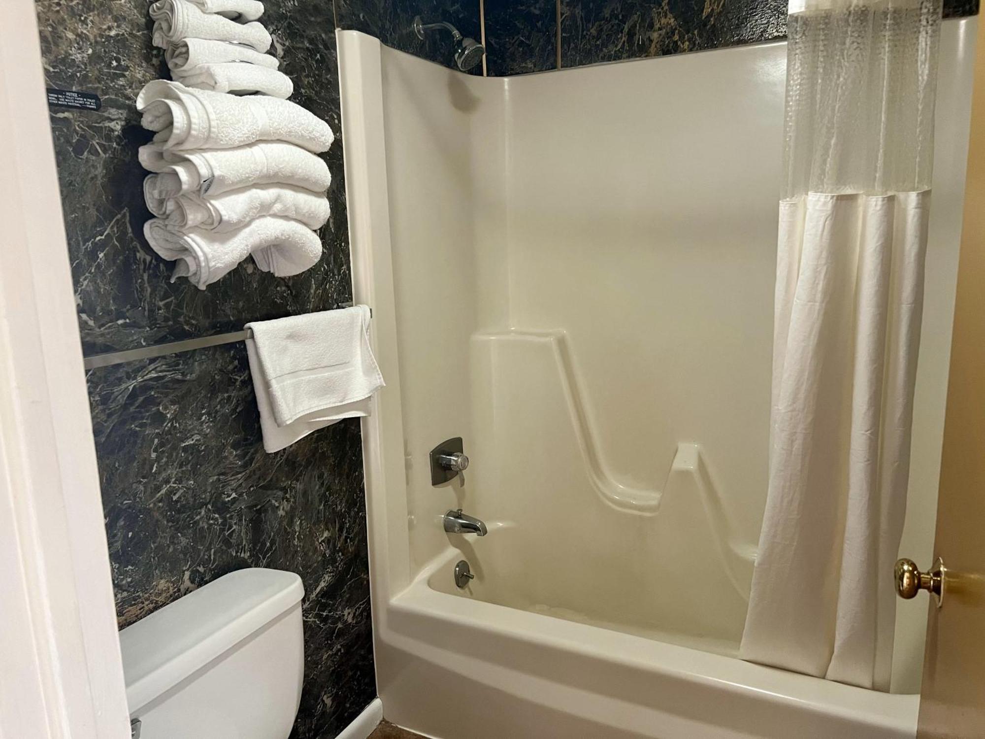 Travelodge By Wyndham Hershey Kültér fotó